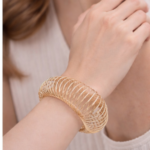 Infinity Coil Bracelet(Anti-Tarnish)